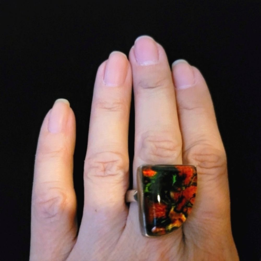 Dichroic Glass Statement Ring,  sz 7.75; set in sterling silver - Picture 2 of 9